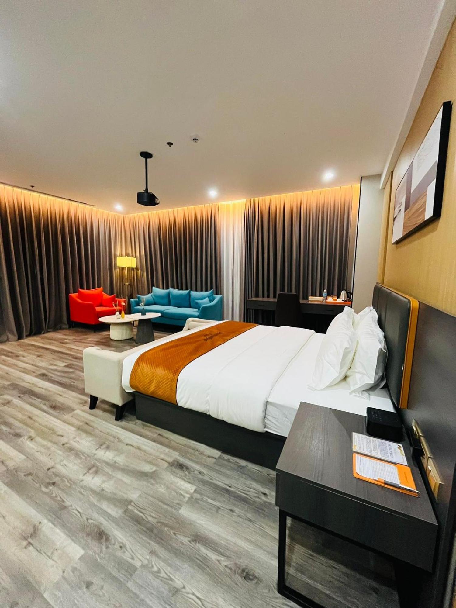 Venus Royale Hotel Coron Zewnętrze zdjęcie