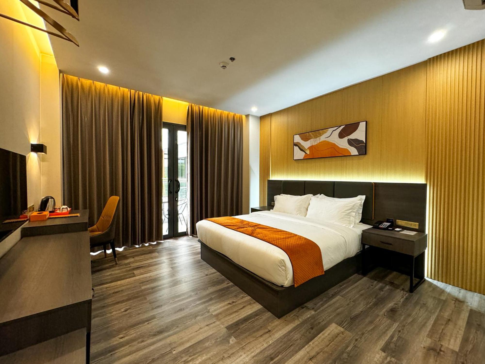 Venus Royale Hotel Coron Zewnętrze zdjęcie