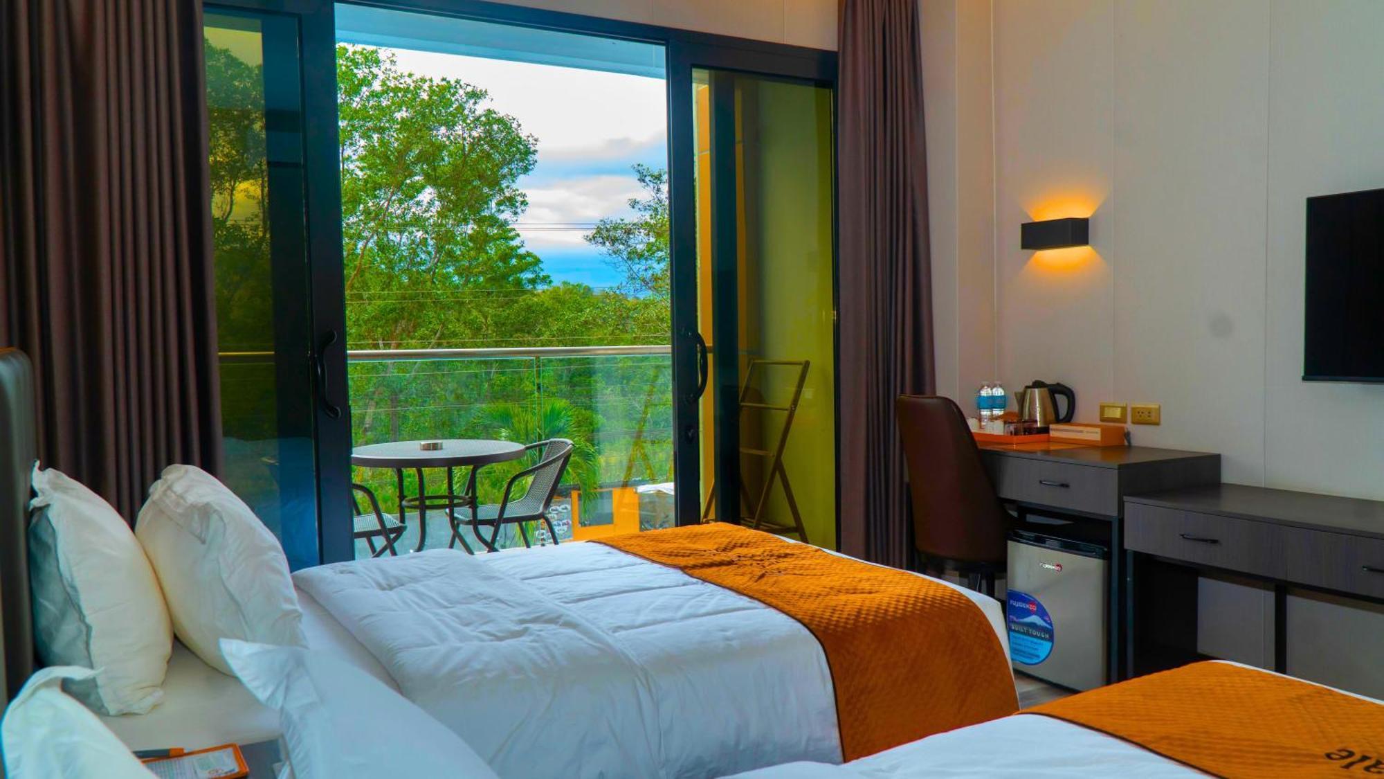 Venus Royale Hotel Coron Zewnętrze zdjęcie